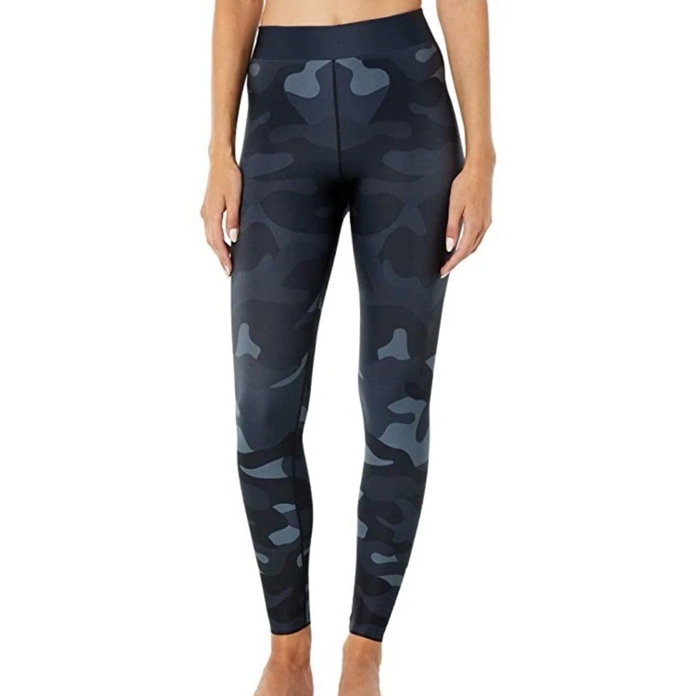COR designed by UltraCor Camo Fest Leggings
